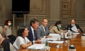 Accordo tra governo e regioni sul trasporto pubblico: la capienza massima sarà all’80%