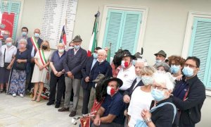 Cheraschesi a Cerequio per commemorare i partigiani caduti nell'agosto 1944
