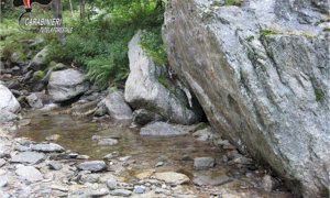 Captazione irregolare da un torrente a scopi energetici a Ostana, intervengono i Carabinieri Forestali