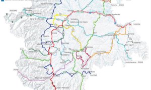 Alberto Cirio in visita a Venasca per parlare del progetto della ciclovia della valle Varaita