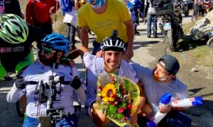 Missione compiuta per Davide Rivero, ha scalato il Fauniera pedalando al contrario