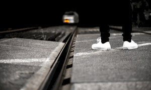 Molestie ai passeggeri del Ventimiglia-Torino e botte al capotreno: nei guai un 22enne