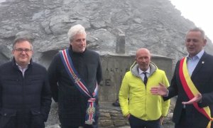Borgna sul Colle dell'Agnello per i 50 anni dall'apertura della strada: 'Anche qui si fa l'Europa'