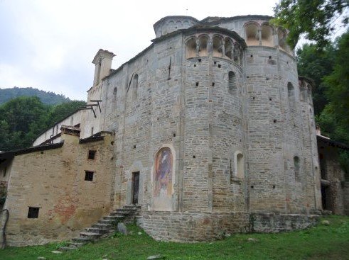 Visite alla chiesa e all'abbazia di San Costanzo al Monte a Villar San Costanzo