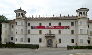 Caraglio, all'interno della mostra mercato ''Di filo in filo'' torna Caravancaraj