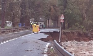 Maltempo, la valle Vermenagna conta i danni: la statale 20 è crollata in più punti (FOTO E VIDEO)