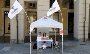 A Cuneo un sit in per l'eutanasia a favore di Marco Cappato e Mina Welby