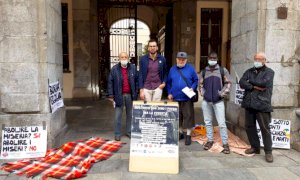 Cuneo, sabato mattina davanti al Municipio una manifestazione contro l'ordinanza antibivacco