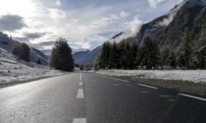 Nuovi asfalti in alta valle Varaita e lavori di pulizia delle cunette