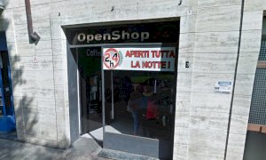 'Il Comune valuti la chiusura notturna dei distributori automatici di cibo e bevande'