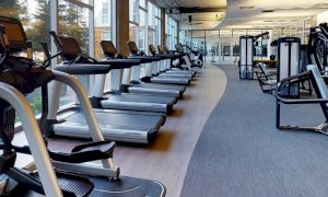 'Non chiediamo ristori, ma di poter lavorare': la protesta dei lavoratori del mondo sportivo