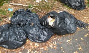 Cherasco, rifiuti abbandonati in periferia: responsabili multati per 600 euro