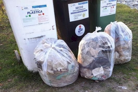 Sportivi e passeggiatori per l’ambiente: lungo le rive del Gesso si raccolgono rifiuti