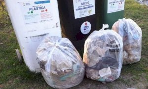 Sportivi e passeggiatori per l’ambiente: lungo le rive del Gesso si raccolgono rifiuti