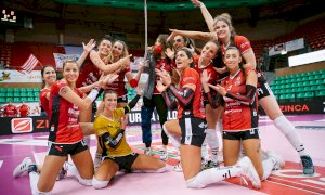 Pallavolo A1/F: Cuneo soffre ma supera Brescia al tie break