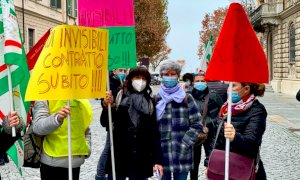 Cuneo, la Cgil tira per la giacca il Comune: ''Ai lavoratori delle pulizie niente sconto sui parcheggi?''