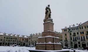 Meteo, tra stasera e domani torna la neve