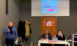L'Italia Viva di lotta e di governo mette in dubbio la costituzionalità dei Dpcm e rimpiange la riforma del 2016