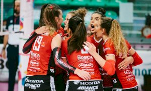 Pallavolo A1/F: Cuneo sfida Firenze alla ricerca di punti e sicurezze