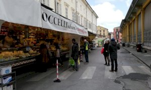 Natale e Capodanno, a Cuneo il mercato del venerdì anticipa al giovedì