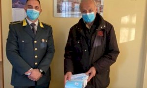 Donazione da parte della Guardia di Finanza al Cras di Bernezzo e alla Caritas di Fossano