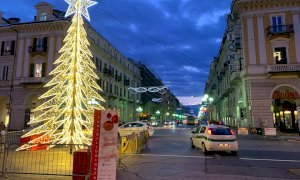 Tre giorni di zona arancione: riaprono i negozi, solo asporto per bar e ristoranti
