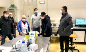 Saluzzo, anche il sindaco Calderoni ad assistere alle prime vaccinazioni all'ospedale