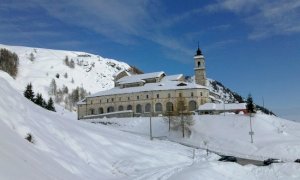 Pericolo valanghe, chiusa la strada tra Campomolino e il Santuario di Castelmagno