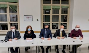 Vaccinazioni Covid: dopo i medici di famiglia, la Regione firma l'accordo con i farmacisti