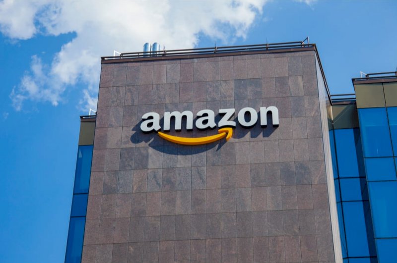 Amazon intenzionata ad acquistare terreni a Cuneo? La Lega chiede chiarimenti al Sindaco