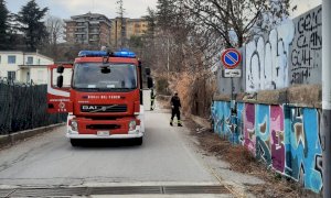 Cuneo, incendio di sterpaglie all’ex Nuvolari: sul posto i vigili del fuoco