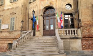 Bra, bandiere a mezz'asta per l'attentato in Congo