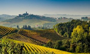 Da lunedì senso unico per i camion lungo un percorso ad anello sulle colline di Langa