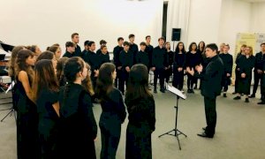 Alba: anche l’amministrazione chiede di garantire la continuità del liceo musicale Da Vinci
