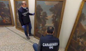 I carabinieri ritrovano cinque tele rubate nel 1998 dal castello di Moretta