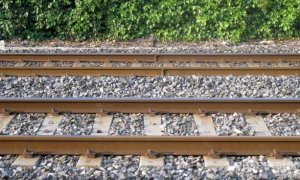 Bra: lavori di manutenzione notturni ai binari della ferrovia