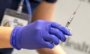 Dal 15 marzo al via le adesioni al vaccino anti Covid per gli over 70