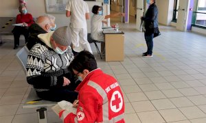 La Croce Rossa di Mondovì collabora alle vaccinazioni anti Covid in ospedale