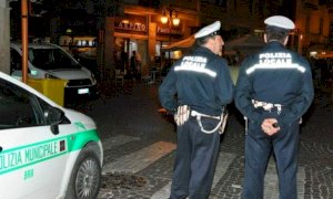 Bra, sette ragazzini sopresi all'interno di una fabbrica abbandonata: multati per violazione delle norme anticovid