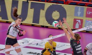 Pallavolo A1/F, al PalaBarton la Bosca S.Bernardo Cuneo lotta ma cede 3-1: il primo round va a Perugia