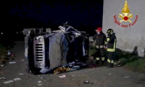 Fossano, jeep si ribalta su un fianco: ferita la conducente