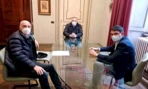 Fossano, prorogate le scadenze dei tributi per attività produttive ed esercizi commerciali