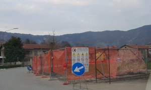 Rifreddo, al via i lavori per la sistemazione della piazza antistante la chiesa e dei marciapiedi di via Roma