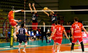 Pallavolo A2/M: Cuneo cede al tie-break dopo una bella rimonta