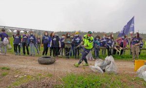 Rifiuti e detriti lungo il Gesso, Plasticfree organizza una giornata per ripulire gli argini del fiume