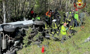 Auto si ribalta a Casteldelfino, ferito il conducente