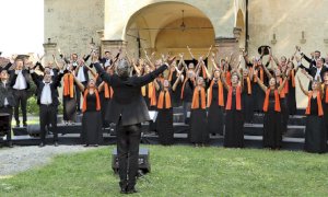 Sabato 12 maggio la presentazione in prima assoluta del docu-film “Voci in Villa”