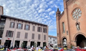 La Targa Sobrero Alba-Alassio-Rapallo-Portofino fa tappa in piazza Risorgimento