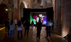 Viaggio dentro la mostra “E luce fu” con le storie dell’arte e le ispirazioni degli artisti