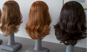 A Boves una raccolta di capelli per fornire parrucche a chi è in trattamento chemioterapico